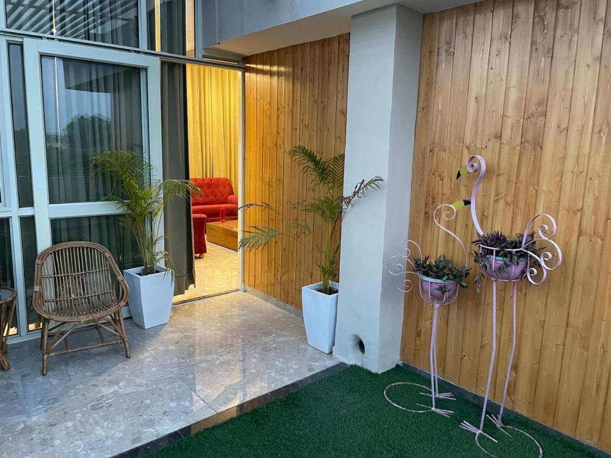 Elysian At Zion Apartment Панчкула Екстериор снимка